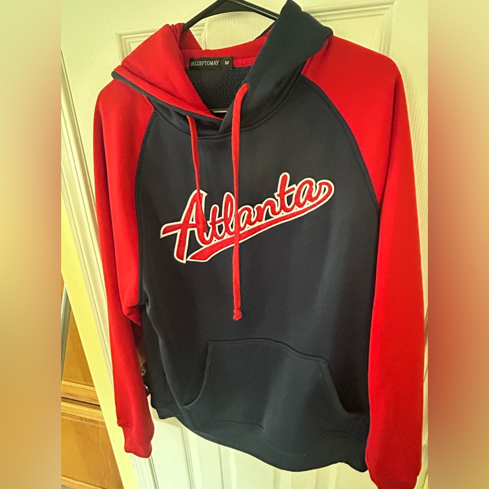 Atlanta Braves Hoodie and Beanie